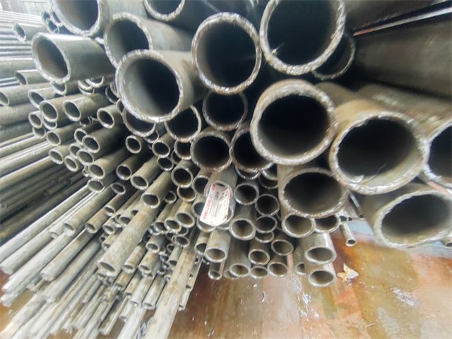 大连大口径精密无缝钢管