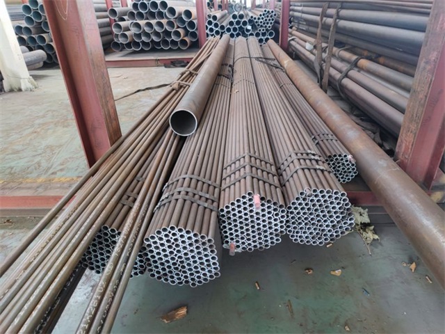 大连15crmog无缝钢管