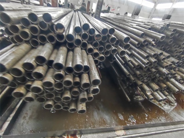大连大口径精密无缝钢管现货