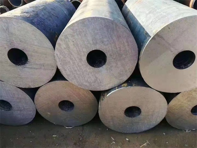 大连35crmo厚壁无缝钢管