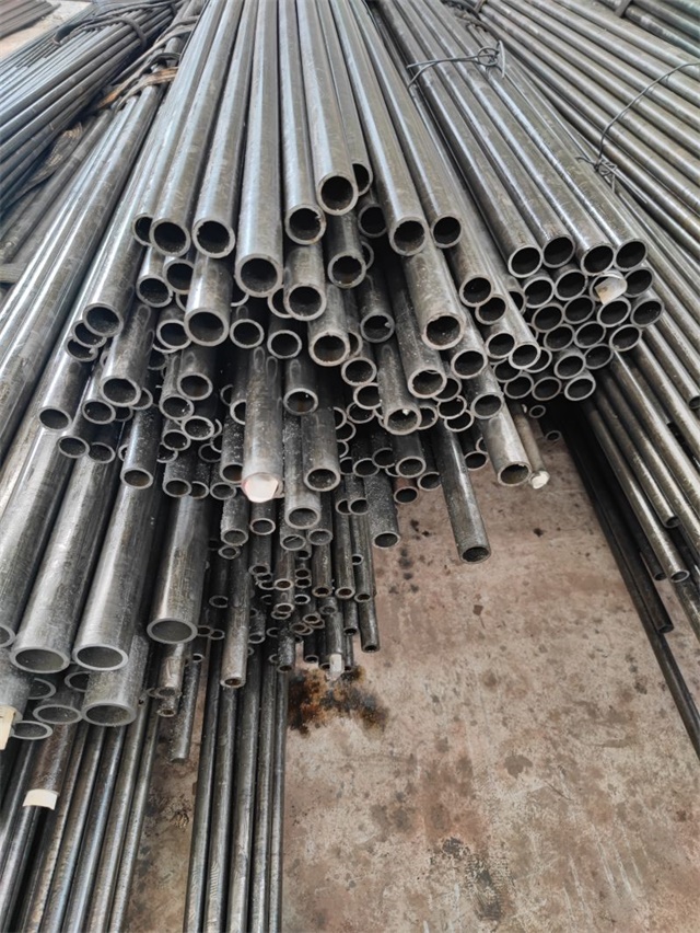 大连精密光亮无缝钢管厂